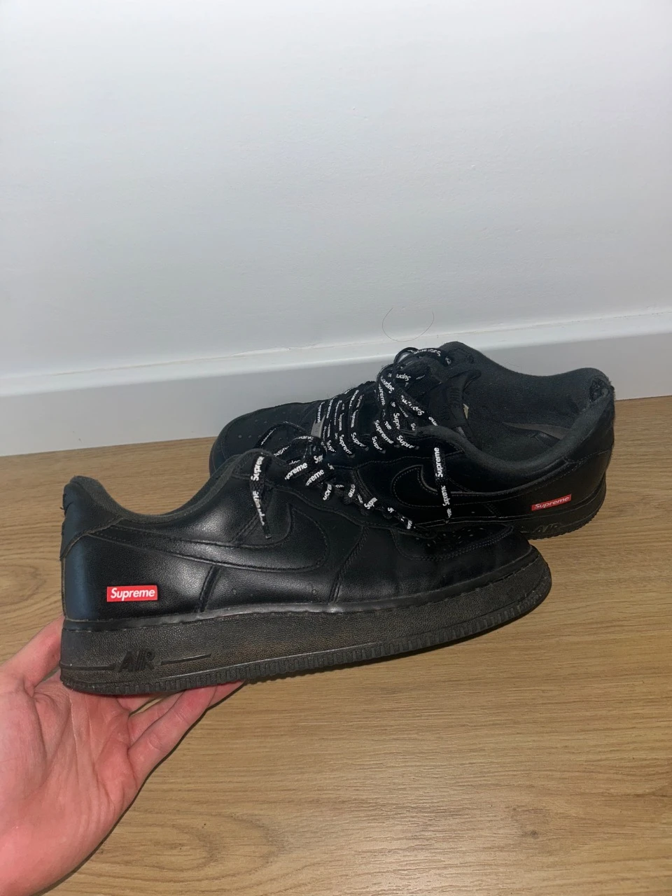 Air Force 1 x Supreme Sneakers – photo 3